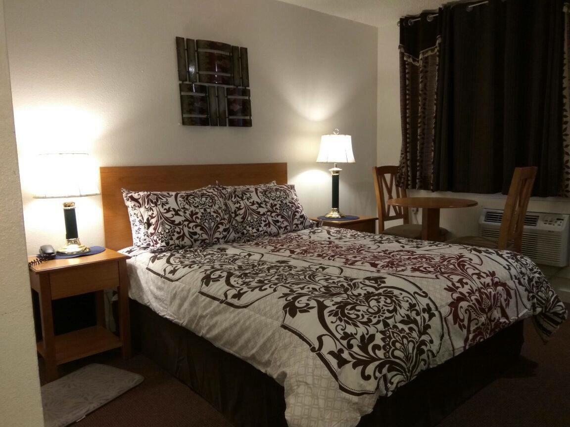 Motel West Бенд Экстерьер фото
