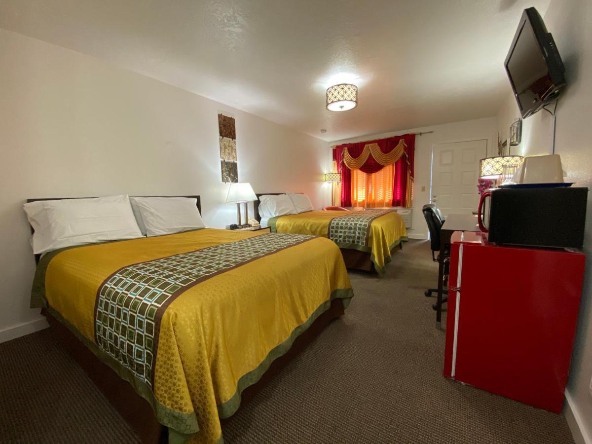 Motel West Бенд Экстерьер фото