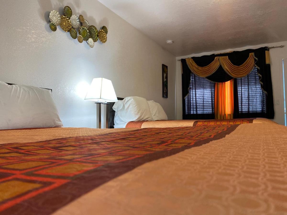 Motel West Бенд Экстерьер фото