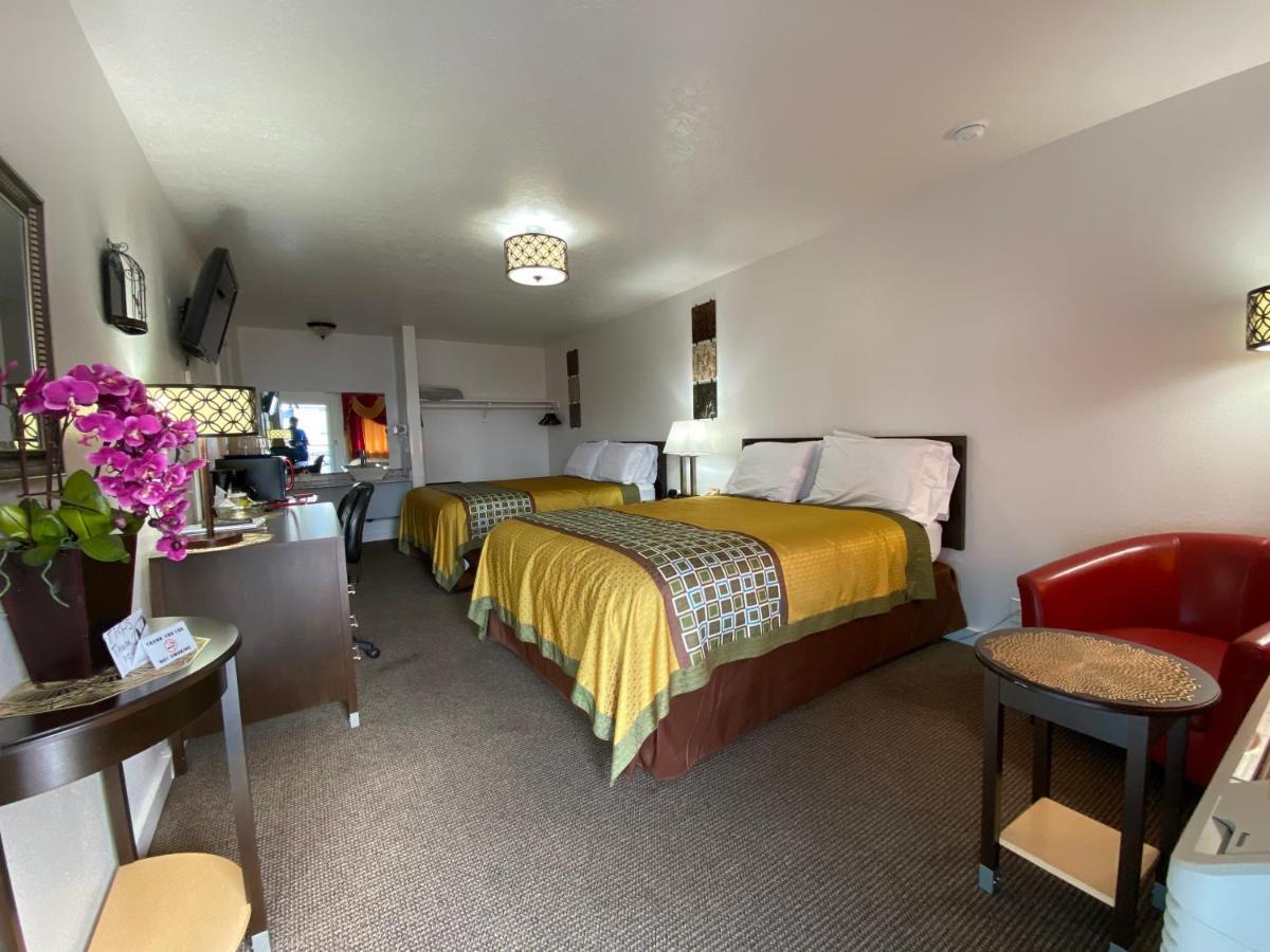 Motel West Бенд Экстерьер фото